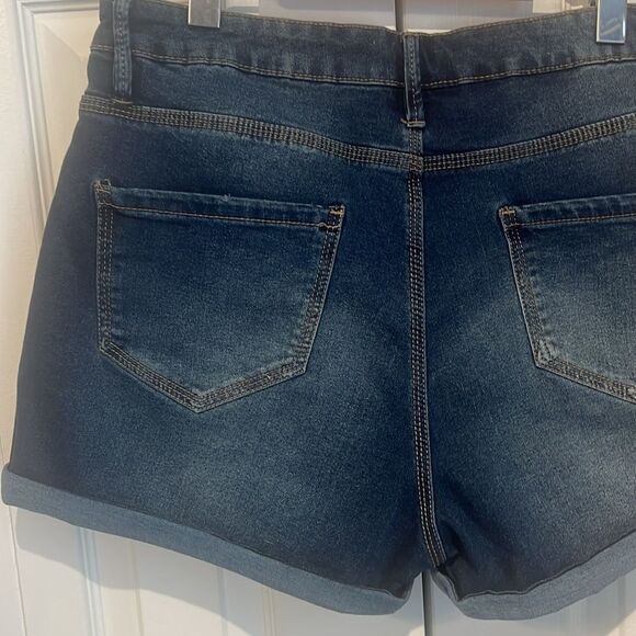 My Style Blue Denim Cuffed‎ Shorts Size 12 - Picture 6 of 9
